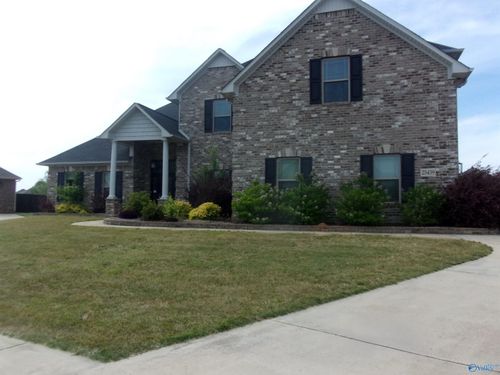 25439 Nottingham Dr, Athens, AL, 35613-1100 | Card Image