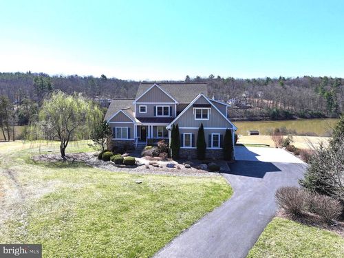 186 Isaac Dr, GORE, VA, 22637-2242 | Card Image
