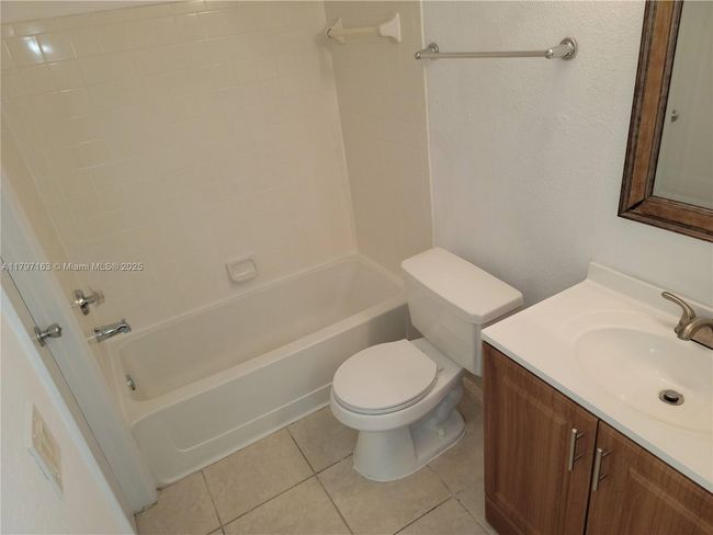 APT-9107 - 2900 S University Dr, Condo with 1 bedrooms, 1 bathrooms and null parking in Davie FL | Image 7