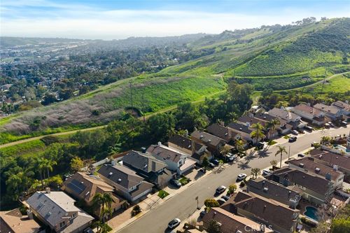46 Oakcliff Dr, Laguna Niguel, CA, 92677-5650 | Card Image