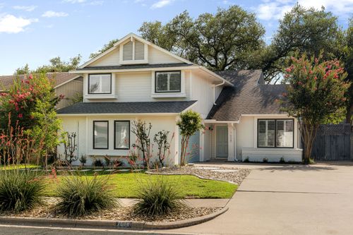 7608 Hawkeye Dr, Austin, TX, 78749-2814 | Card Image