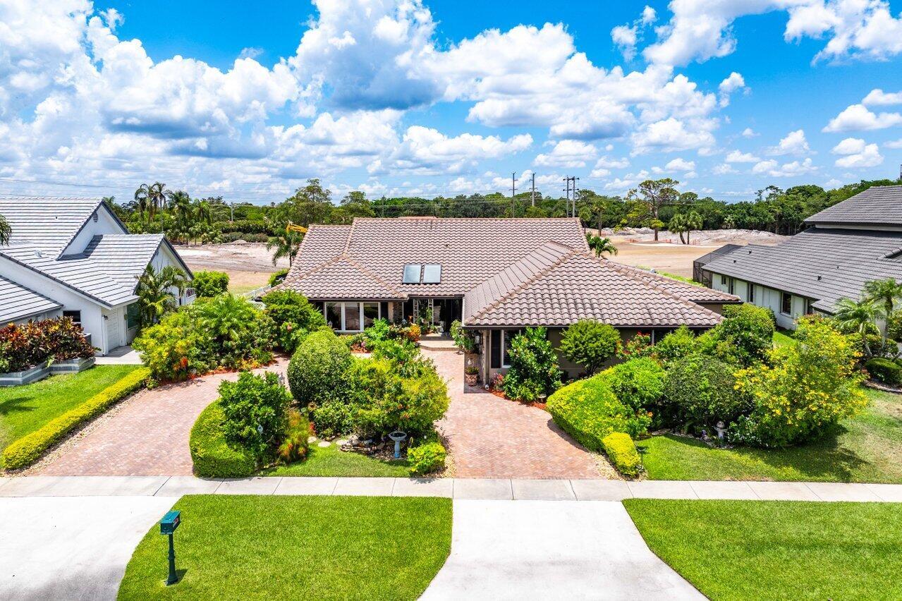 Boca Woods Ln, Boca Raton, FL 33428