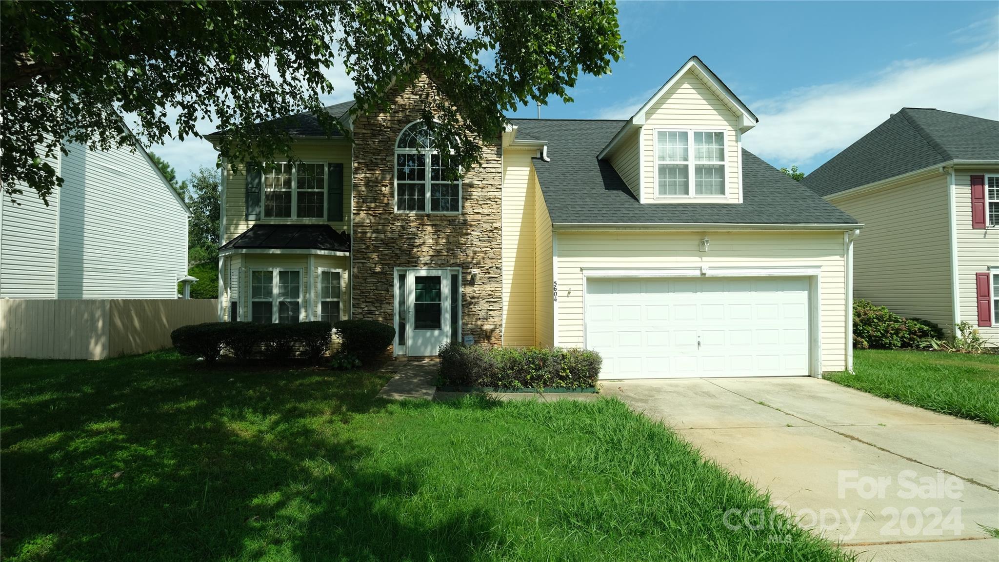 Linda Vista Ln, Charlotte, NC 28216