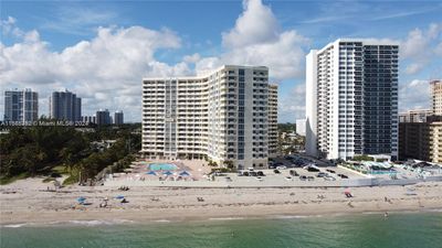 1121 - 3180 S Ocean Dr, Condo with 1 bedrooms, 1 bathrooms and null parking in Hallandale Beach FL | Image 1