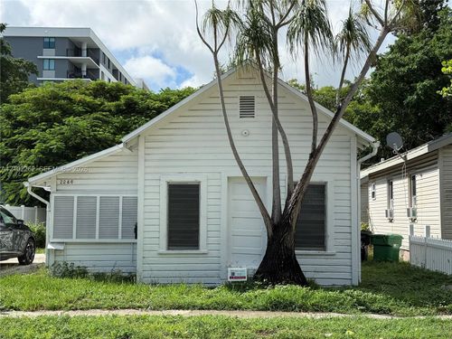 2246 Polk St, Hollywood, FL, 33020-6713 | Card Image