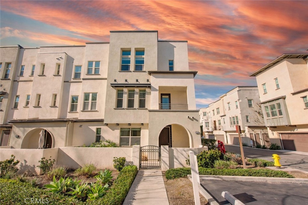 Residential Lease in Irvine 2