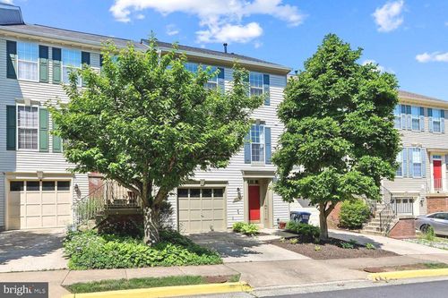 6316 Cider Barrel Cir, CENTREVILLE, VA, 20121-5601 | Card Image