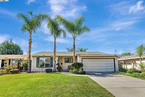 1027 Redondo Way, Livermore, CA, 94550-5940 | Card Image
