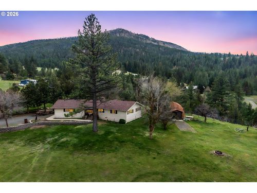 312 Edgewood Dr, Canyon City, OR, 97820-8000 | Card Image