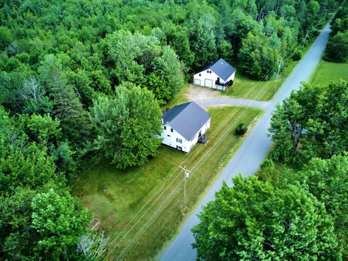 199 Middle Road, Bradford, ME, 04410 | Card Image