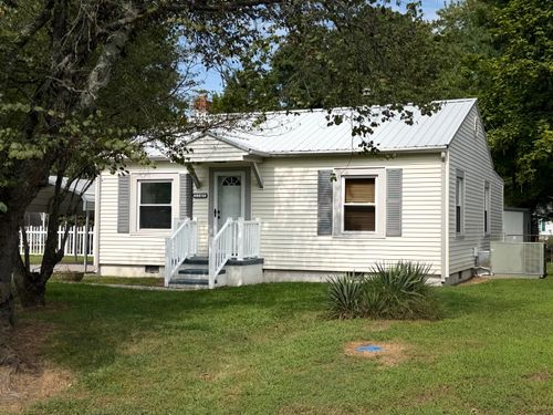 2707 Fairmont St, Paducah, KY, 42003-3453 | Card Image
