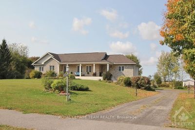 5705 Lombardy Dr, House other with 3 bedrooms, 4 bathrooms and 10 parking in Osgoode ON | Image 1