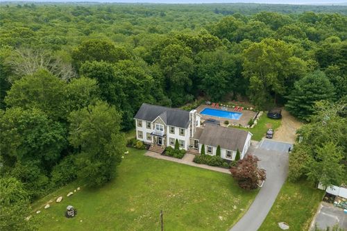51 Bouchard Ln, Tiverton, RI, 02878-2785 | Card Image