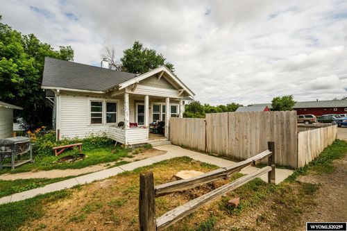 332 N Lobban Ave, Buffalo, WY, 82834-1765 | Card Image