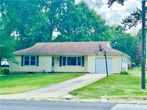 13006 Byars Rd, Grandview, MO, 64030-2728 | Card Image