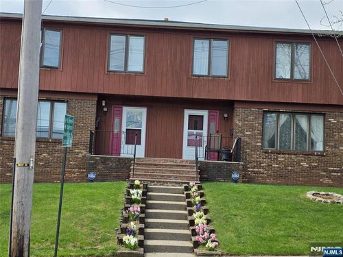 320-322 Williams Ave, Hasbrouck Heights, NJ, 07604-2128 | Card Image
