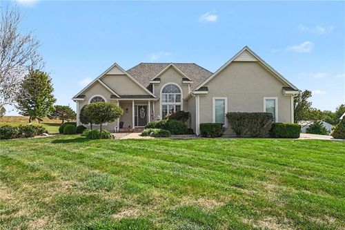 29621 Ashmore Way, Spring Hill, KS, 66083-6076 | Card Image