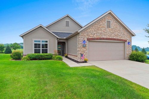 3635 Woods Edge Way, ASHWAUBENON, WI, 54115 | Card Image