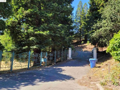 40 Hilldale Ct, Orinda, CA, 94563-3927 | Card Image