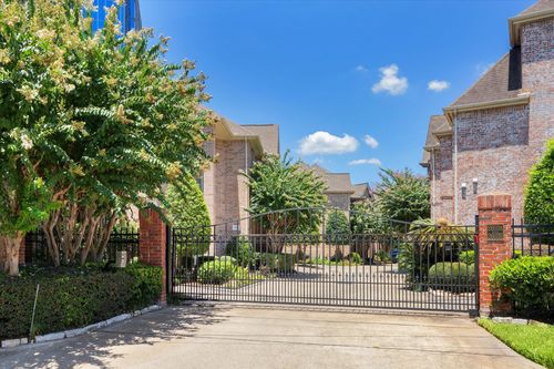 e-2603 W Lane Dr, Houston, TX, 77027-4944 | Card Image