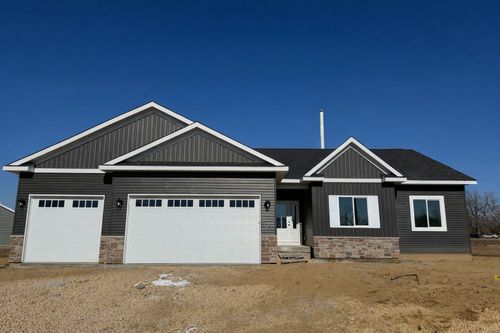 4757 Willow Cir, Davenport, IA, 52806 | Card Image