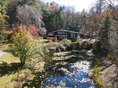 517 Falls Rd, Elk Creek, VA, 24326-2347 | Card Image