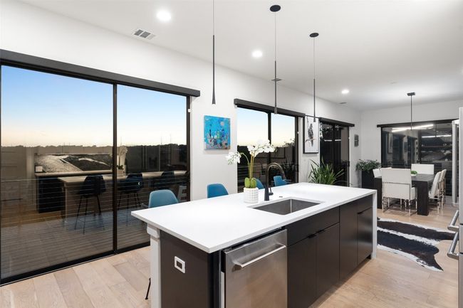 14417 Cochise Trl, House other with 4 bedrooms, 3 bathrooms and 4 parking in Austin TX | Image 12