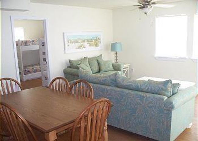 1314 Seashell Dr, House other with 4 bedrooms, 3 bathrooms and null parking in Surfside Beach TX | Image 9