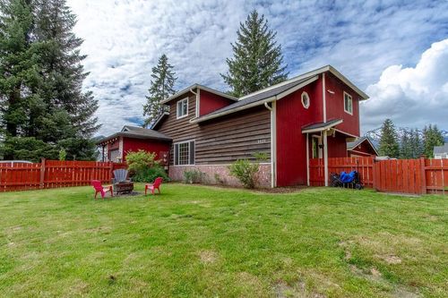 8920 Duran Street, Juneau, AK, 99801 | Card Image