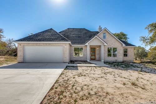 70 Nine Patch Dr, Poteet, TX, 78065-4334 | Card Image