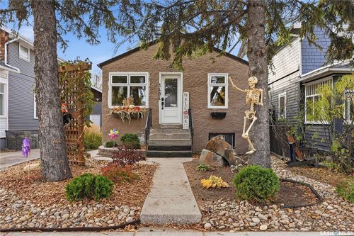 1404 Lorne Ave, Saskatoon, SK, S7H1X7 | Card Image