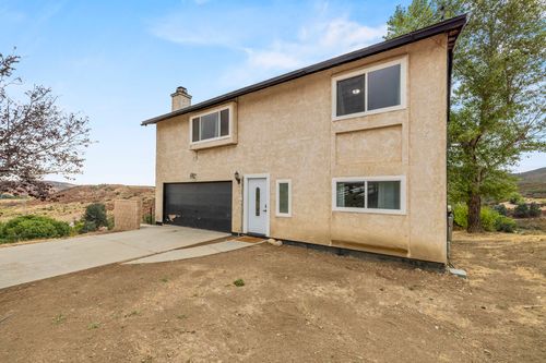 14310 Hardtree Drive, Lake Hughes, CA, 93532 | Card Image