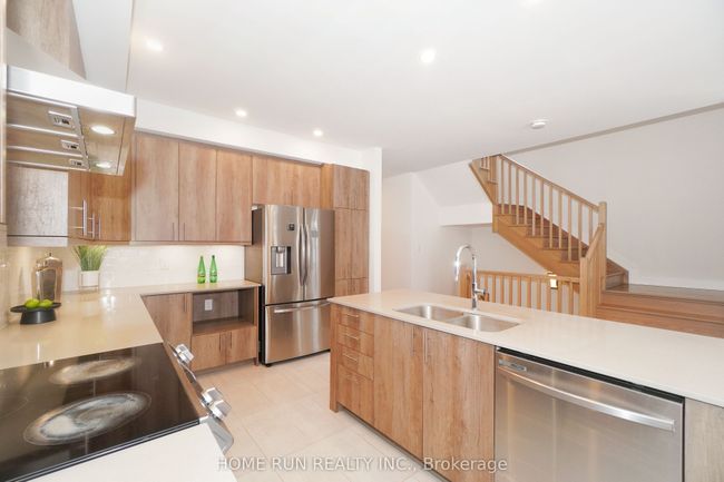 1051 Hydrangea Ave, House other with 4 bedrooms, 4 bathrooms and 2 parking in Manotick ON | Image 13