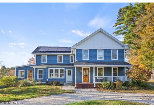 8 Goodrich St, Stockbridge, MA, 01262-7758 | Card Image