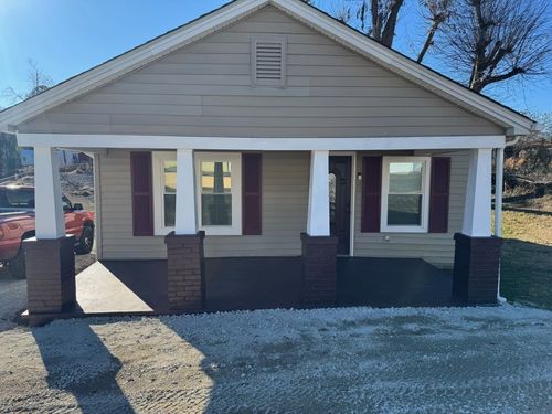 2011 W Whitner St, Anderson, SC, 29624-1134 | Card Image