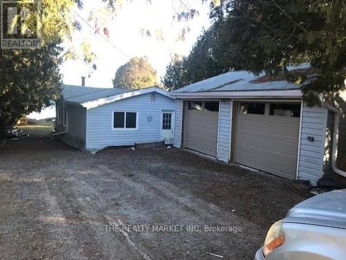 30 Beach Rd, Little Britain, ON, K0M2C0 | Card Image