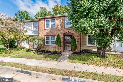 8321 Brockham Dr, ALEXANDRIA, VA, 22309-1879 | Card Image