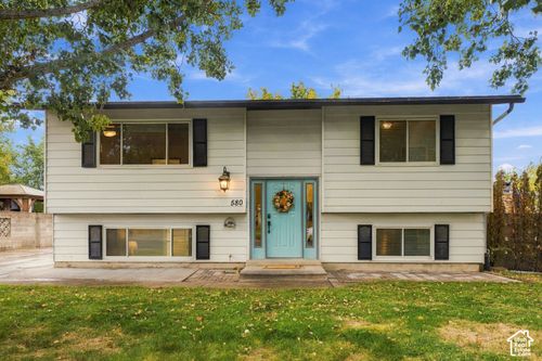 580 E Aloha Ln, Sandy, UT, 84070 | Card Image