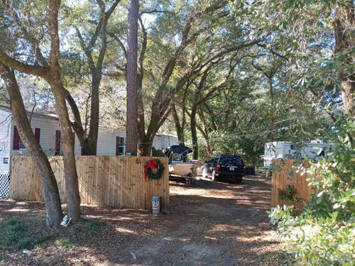 833 Wayne Ave, PENSACOLA, FL, 32507-3059 | Card Image