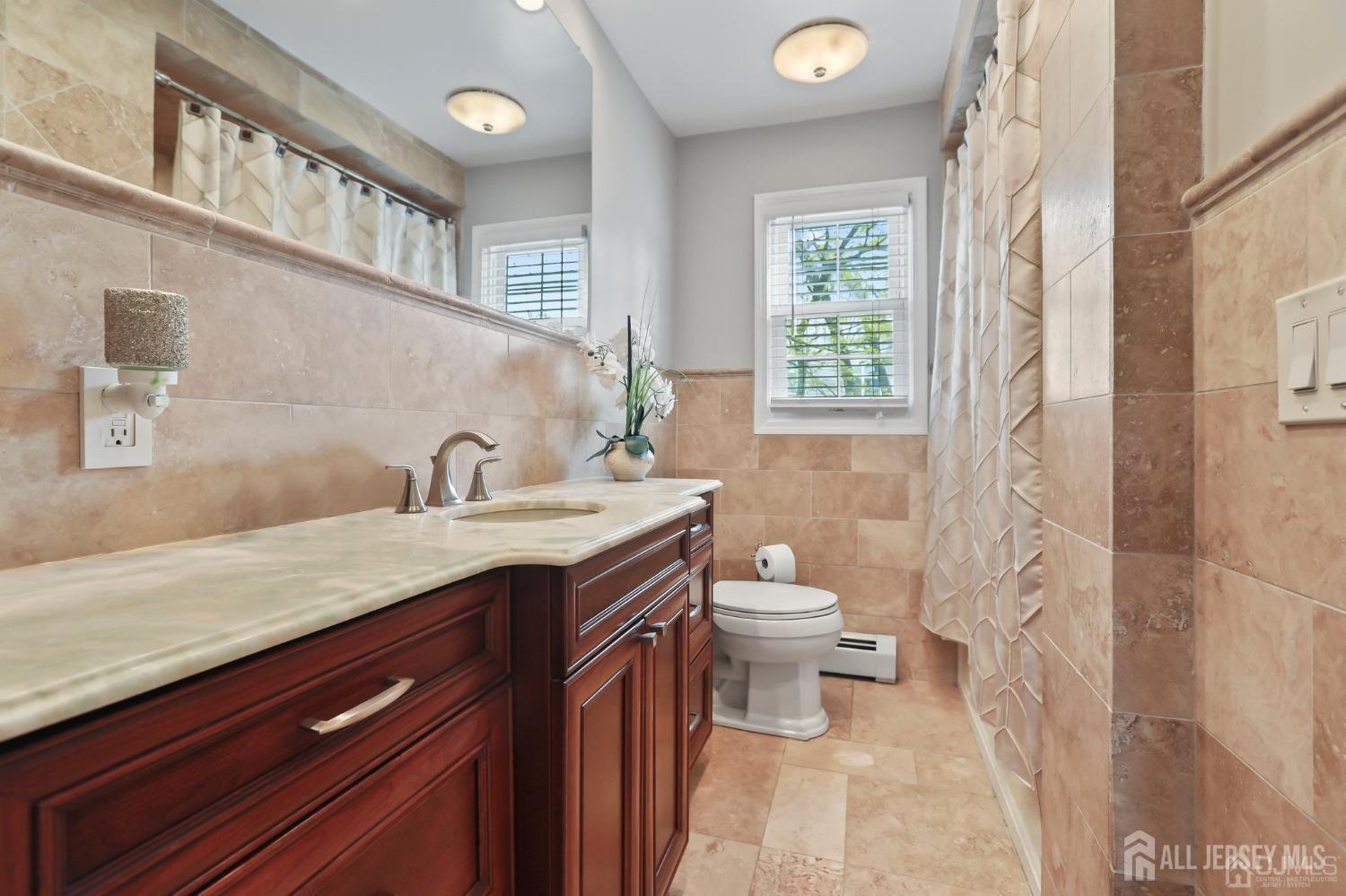 Residential Lease in Metuchen