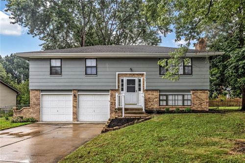 15917 W 152nd St, Olathe, KS, 66062-3036 | Card Image