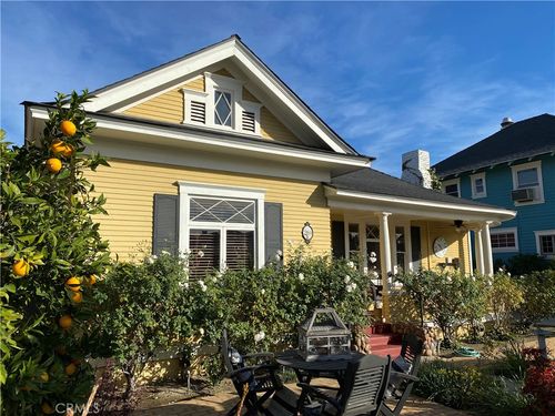 269 N Glassell St, Orange, CA, 92866-1408 | Card Image