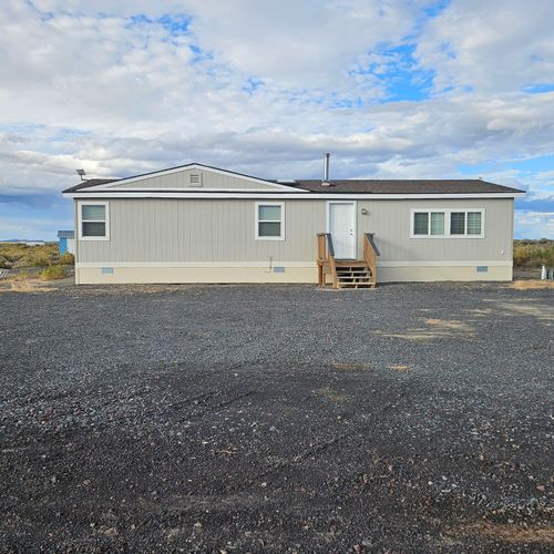 89771 Casad Ln, Christmas Valley, OR, 97641-2702 | Card Image