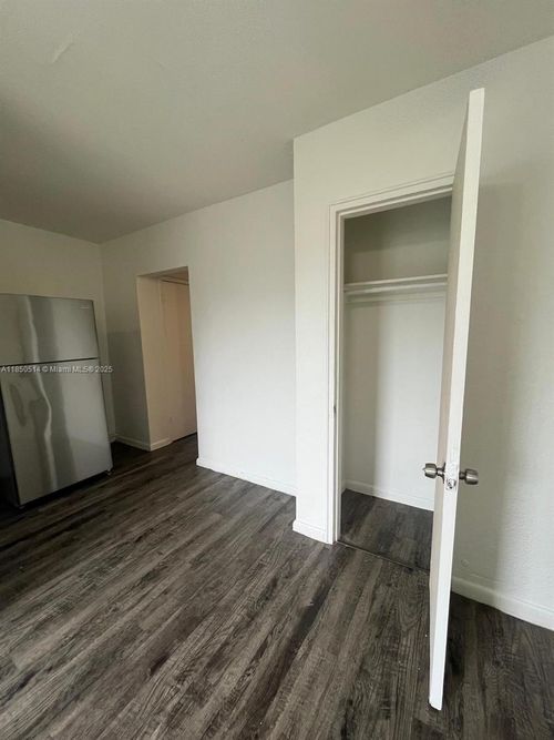 apt-6-708 Nw 4th Ave, Miami, FL, 33136-3836 | Card Image