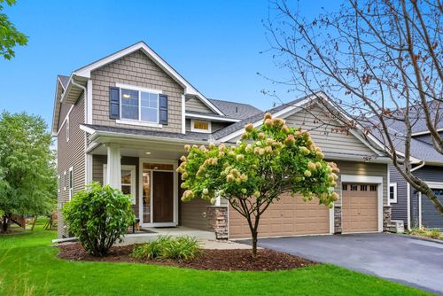 3452 Mulberry Cir, Woodbury, MN, 55129-7776 | Card Image