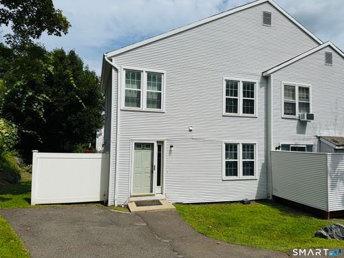 2-64 Deerwood Ln, Waterbury, CT, 06704-1662 | Card Image