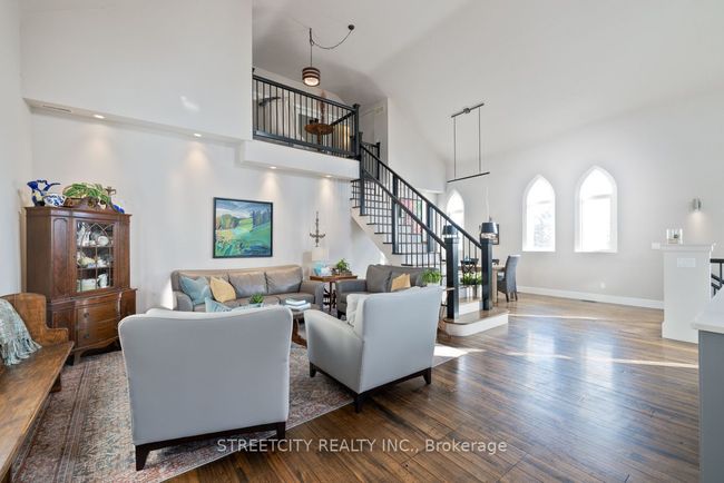 2400 La Salle Line, House other with 4 bedrooms, 3 bathrooms and 12 parking in St. Clair ON | Image 6