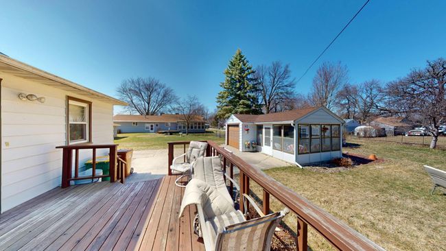 Deck | Image 26