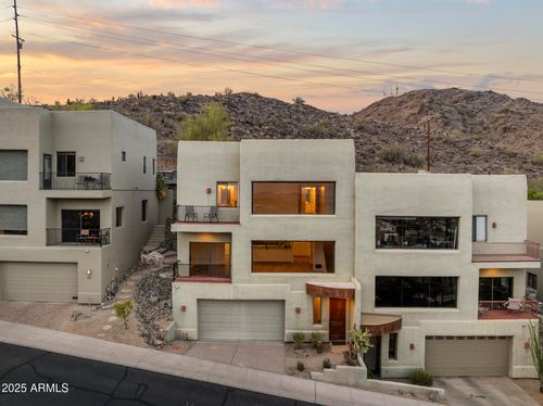 36 W Foothill Dr, Phoenix, AZ, 85021-2496 | Card Image
