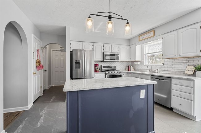 9304 Marshall Rd, House other with 5 bedrooms, 4 bathrooms and 2 parking in Cranberry Township PA | Image 7